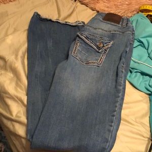 Maurices jeans